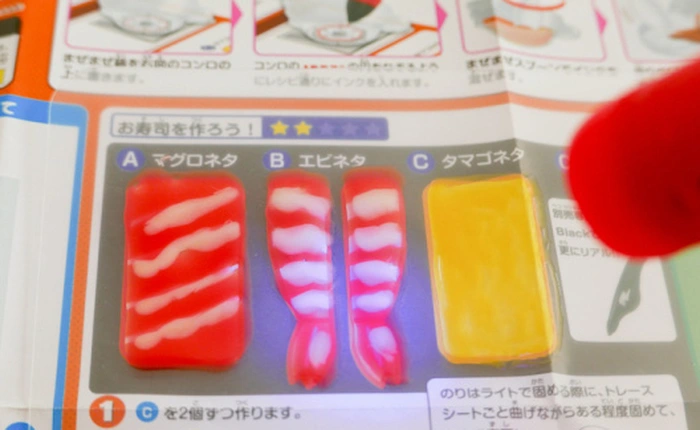 Trở về tuổi thơ với bộ đồ hàng sử dụng bút 3D của Nhật Bản