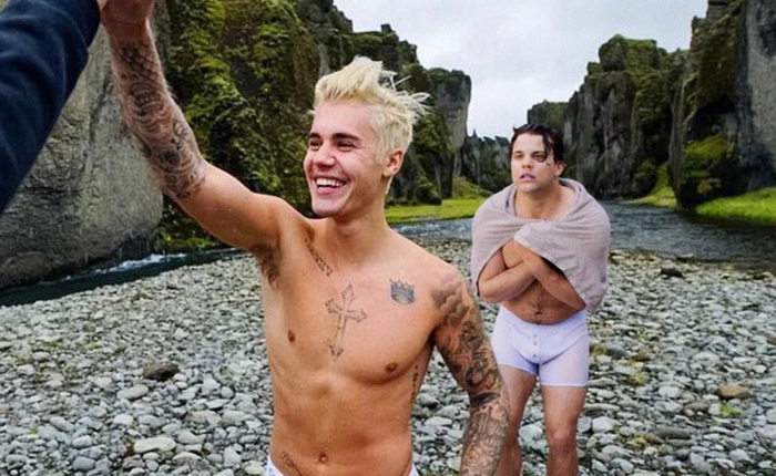 [Vui] Thánh Photoshop "thấy người sang bắt quàng làm họ" tiếp tục khiến Internet phải cười ngất