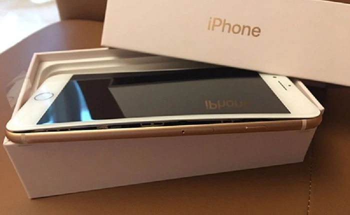 Những viên pin iPhone 8 bị phồng là do Samsung và LG cung cấp