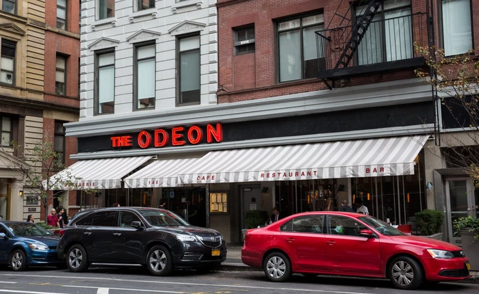 Cùng thăm quan khu phố nổi tiếng đắt đỏ nhất New York, nơi ở của những doanh nhân và ngôi sao giàu nhất thế giới