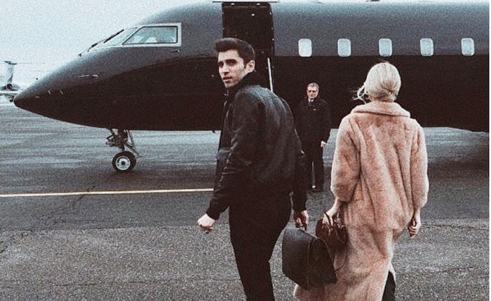 Công ty phục vụ sống ảo: Cho khách thuê phi cơ riêng chỉ để chụp ảnh up Instagram