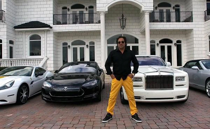 Triệu phú từ tay trắng, không có nổi cả bằng tiểu học: Luôn nghe điện thoại, đừng sợ bẩn tay và "cày thật trâu" vào!