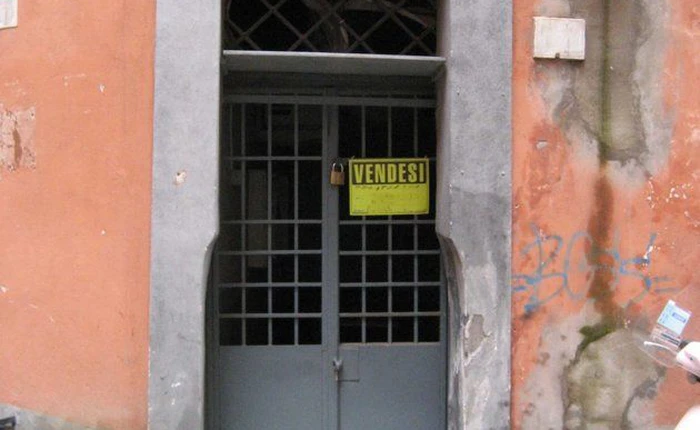 Ngồi nhà đổ nát có diện tích chỉ kê nổi 1 chiếc giường, nhưng chắc gì nhà bạn đã đủ tiện nghi bằng?