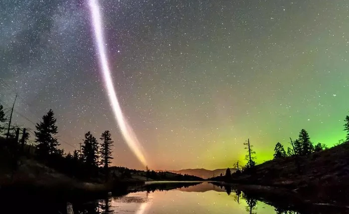 Chào Steve, hiện tượng cực quang đẹp tuyệt vời mới được phát hiện!