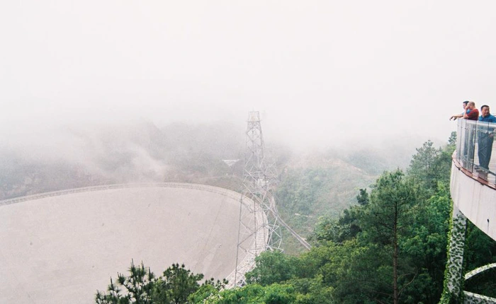 Bên trong chiếc kính viễn vọng lớn nhất thế giới ở Trung Quốc và khát vọng tìm kiếm sự sống ngoài hành tinh
