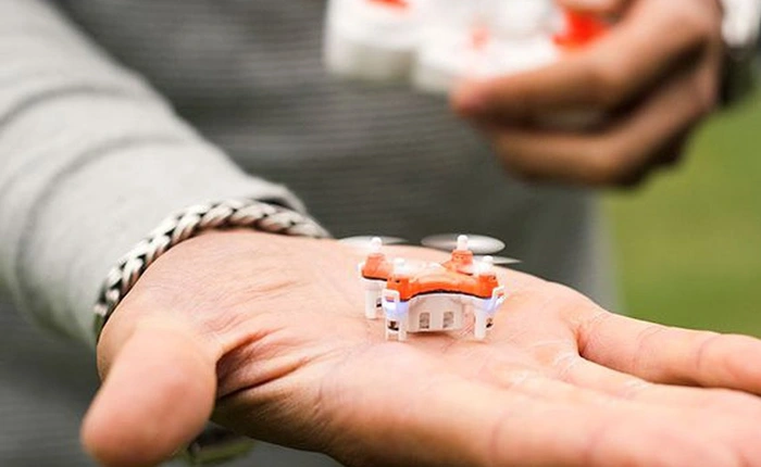 Chiếc máy bay không người lái này có thể giúp bạn "tung hoành" khắp văn phòng mà không hề bị phát hiện ra