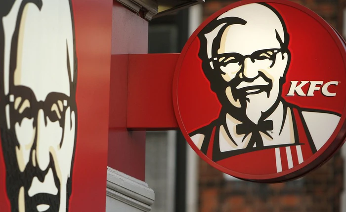 Ẩn ý thú vị đằng sau việc Twitter của KFC chỉ follow có 11 người