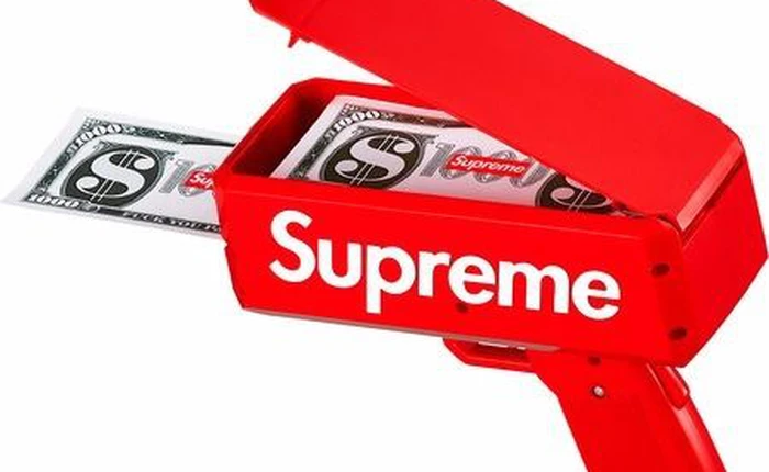 Hết viên gạch nghìn đô, khẩu súng bắn tiền mới của Supreme lại "gây bão" mạng xã hội