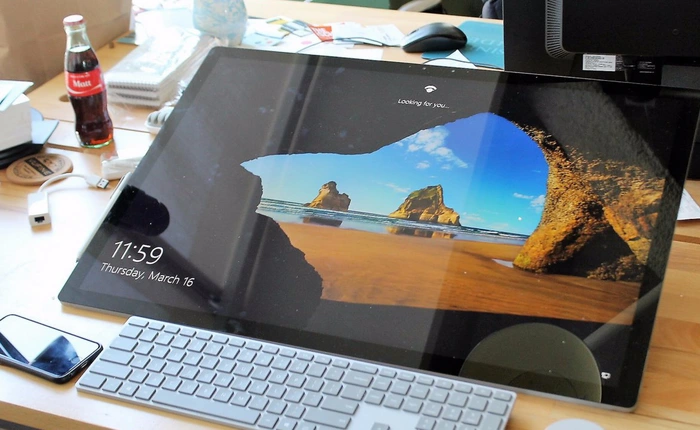 Top 17 sản phẩm có thiết kế xuất sắc nhất đầu năm 2017, 2 sản phẩm là của Microsoft