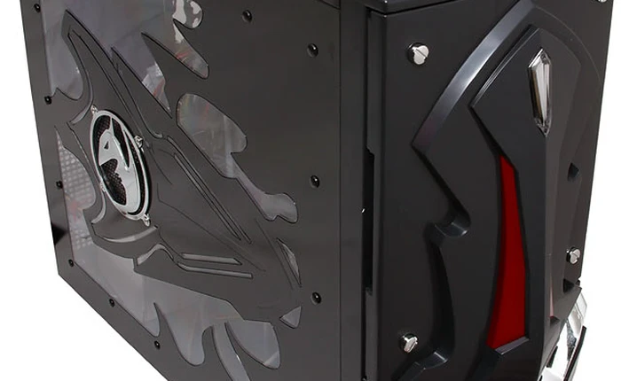 8 case máy tính chơi game cổ quái nhất hệ mặt trời