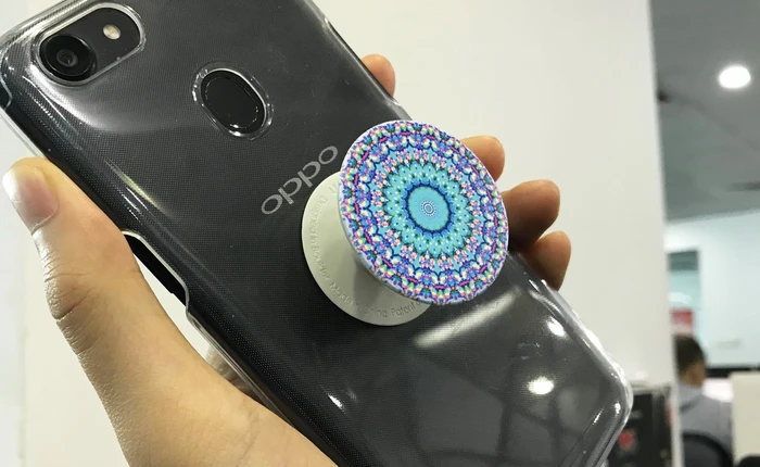 Dùng thử Popsockets - Phụ kiện cực hot mà không phải ai cũng nên gắn vào Smartphone