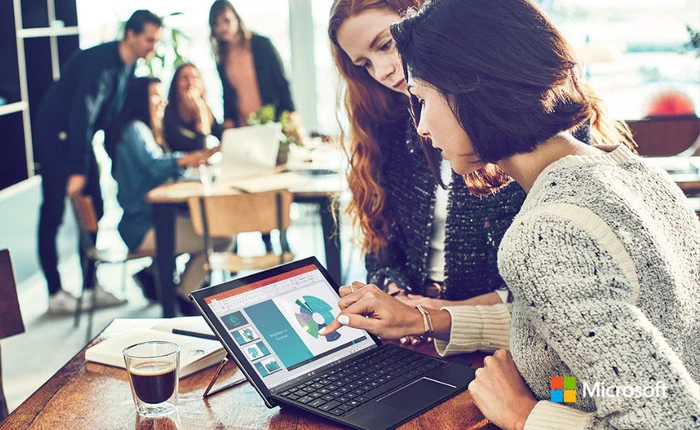 Microsoft ra mắt gói giải pháp nền tảng đám mây 365 Business dành cho doanh nghiệp vừa và nhỏ tại Việt Nam