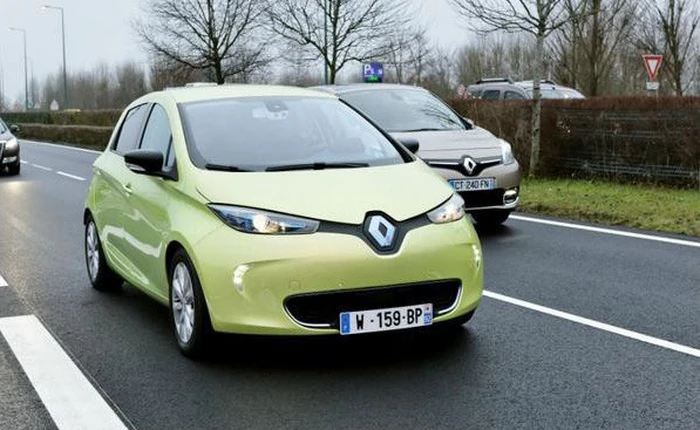 Trung Quốc sẽ cho phép thử nghiệm xe hơi tự lái trên đường phố công cộng