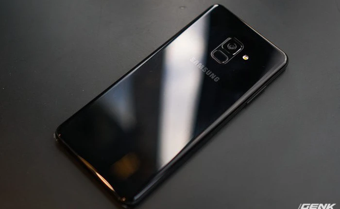 Cận cảnh bộ đôi Galaxy A8 (2018) và Galaxy A8+ (2018): đẹp không thua kém gì dòng cao cấp!