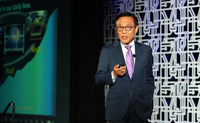 Chỉ mới được bổ nhiệm, vị CEO này đã khiến các đối thủ của Samsung e sợ
