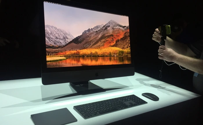 Đã có người rao bán bộ phím chuột không dây màu xám đi kèm iMac Pro trên eBay, giá chỉ hơn 56 triệu đồng