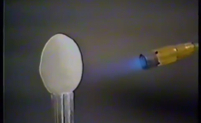 Starlite - Vật liệu kỳ diệu chịu được 10.000 độ C đã biến mất mãi mãi khi nhà sáng chế nó giữ kín bí mật cho tới lúc qua đời