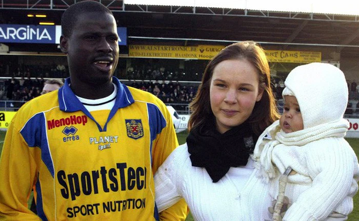 Đàn ông kiếm tiền đừng đưa hết cho vợ: Bài học xương máu từ cựu sao Arsenal, "đổi đời" từ triệu phú thành kẻ lang thang vì quá tin vợ