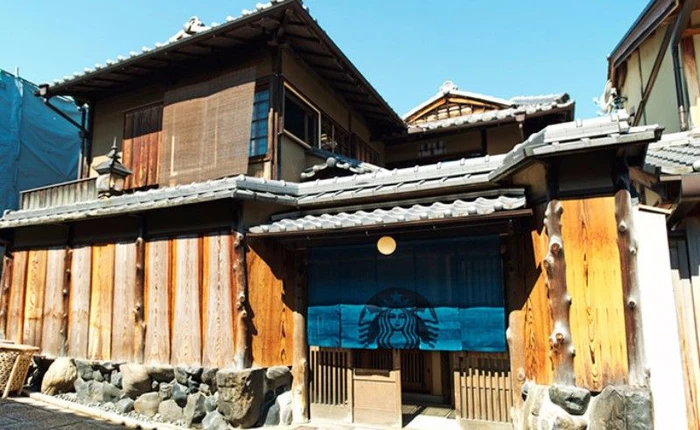 Tại Kyoto, có một tiệm Starbucks mới mở mà có lẽ những ai từng uống cà phê của thương hiệu này mỗi ngày cũng khó mà nhận ra được
