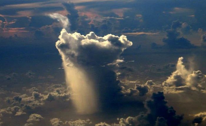 Hiện tượng thời tiết kỳ lạ vừa xảy ra tại California: sông khí quyển