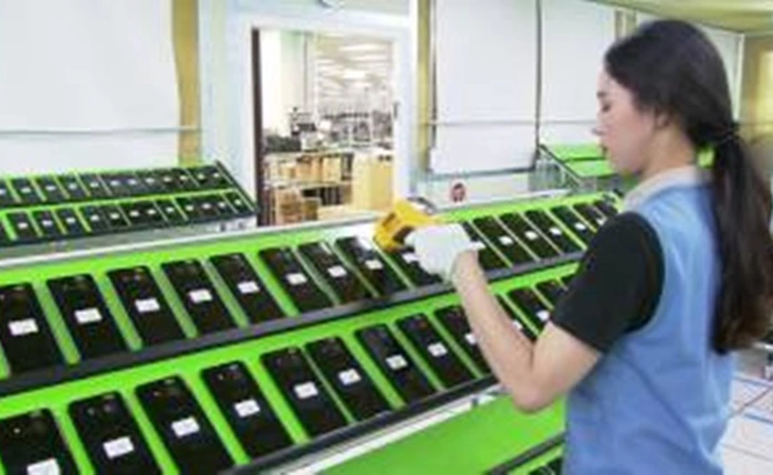 Samsung ráo riết tuyển dụng các chuyên gia về pin khắp châu Âu và Mỹ