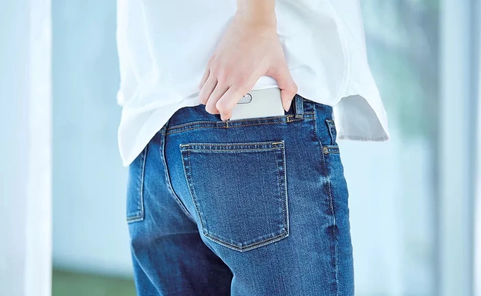 Giờ đây có cả loại quần jean 6 túi để đựng smartphone của bạn