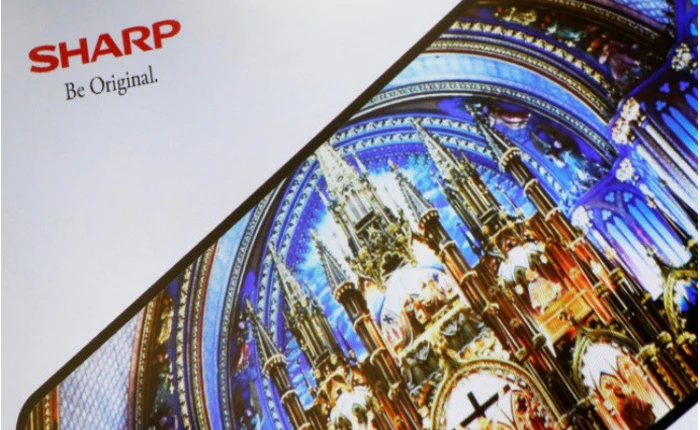 Sharp muốn tạo liên minh OLED Nhật Bản để cạnh tranh với Samsung, LG