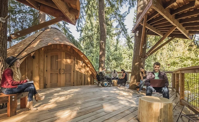 Microsoft dựng nhà cây cho nhân viên nghỉ ngơi hoặc có không gian mới để tìm ý tưởng