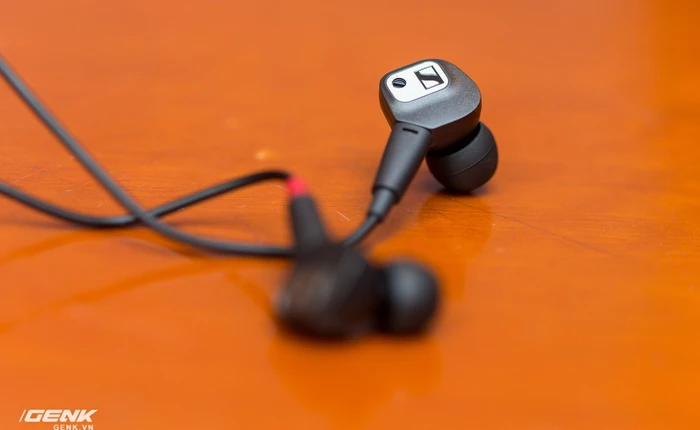 Đập hộp tai nghe cao cấp Sennheiser IE80s: Đeo thoải mái, chỉnh được âm trầm