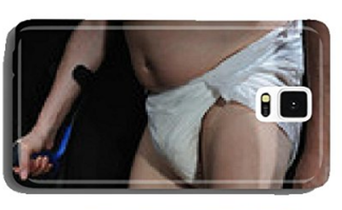 Một con bot trên Amazon tự làm case điện thoại theo sở thích của bạn nhưng kết quả nó trả ra thì thật sự không hiểu nổi