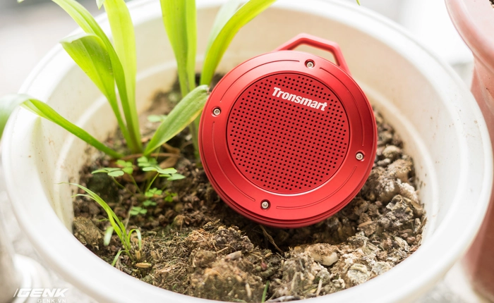 Đánh giá nhanh loa di động Tronsmart T4 - Siêu nhỏ, chống nước, giá rẻ, hợp với dân phượt