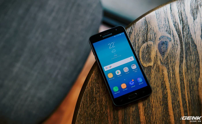 Trải nghiệm Galaxy J2 Pro (2018): Thiết kế nhỏ gọn, vừa tay, cấu hình nâng cấp nhẹ, camera đủ dùng