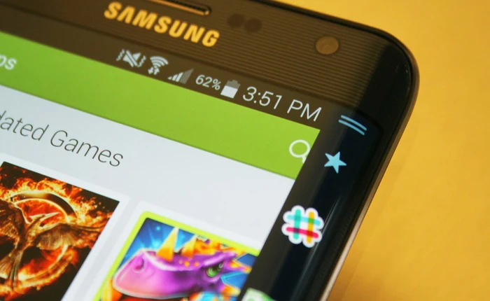 Ba ý tưởng màn hình cong độc đáo trên smartphone cho thấy Samsung vẫn chưa từ bỏ tham vọng với kiểu thiết kế này