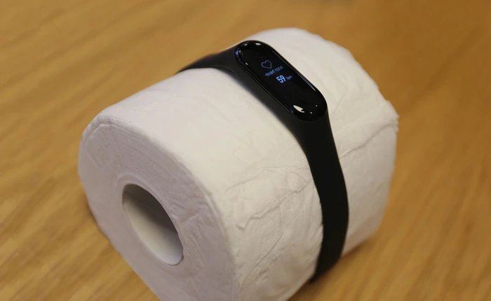 Thanh niên Trung Quốc đang thi nhau đo nhịp tim cho cuộn giấy vệ sinh và nhiều thứ khác nữa