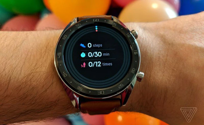 Đối đầu với Apple Watch, Huawei Watch GT cho phép theo dõi nhịp tim liên tục đến 14 ngày