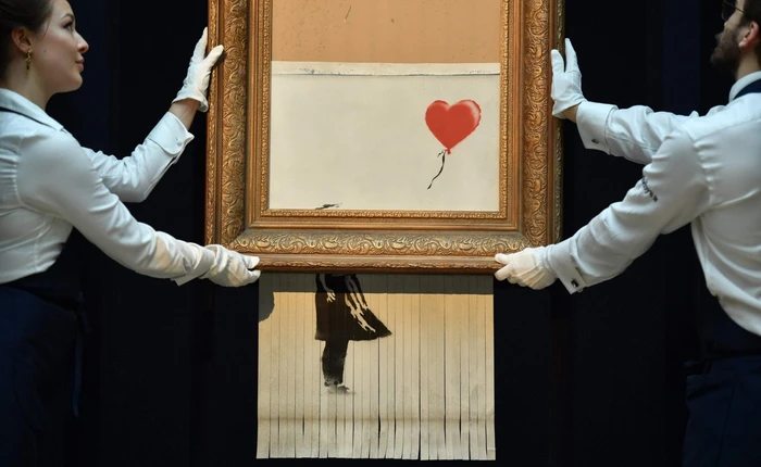 Tác giả của bức tranh 1,1 triệu USD tự hủy tại phiên đấu giá: "Đáng lẽ phải cắt hết rồi"