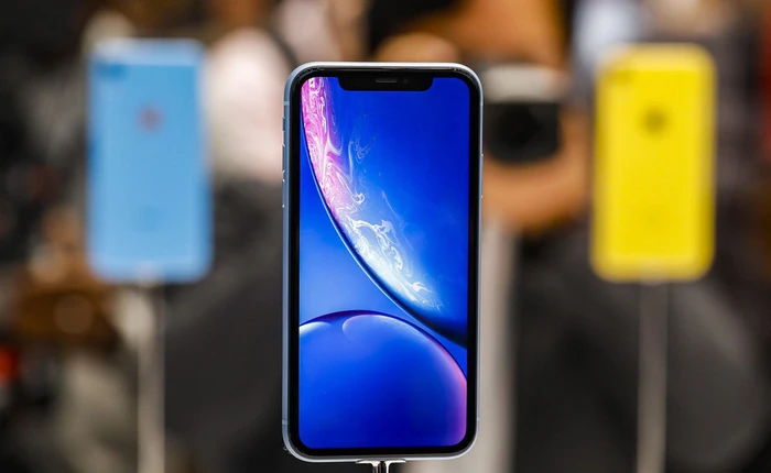 Apple vừa chính thức cho phép đặt trước iPhone XR, một vài mẫu đã cháy hàng chỉ sau 30 phút