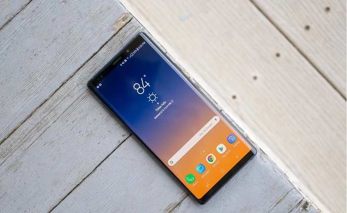 Galaxy S10 có thể dùng pin graphene: sạc nhanh gấp 5 lần, tuổi thọ lâu hơn pin Lithium-ion tới 45%, không nổ