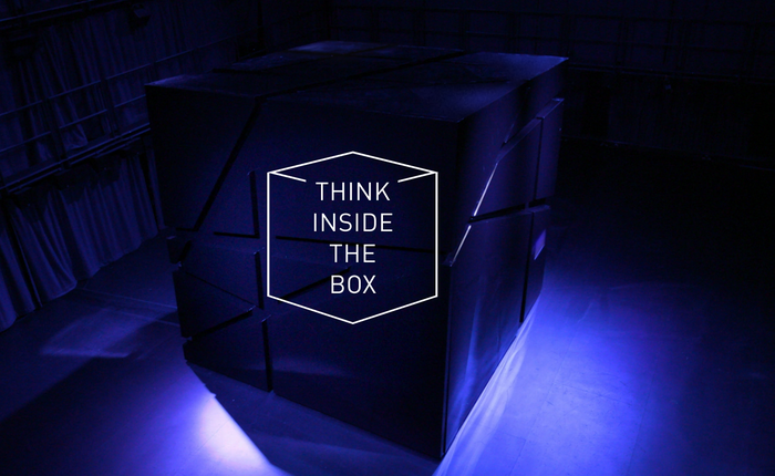 Lockheed Martin đặt một cái hộp đen bí ẩn cao 4 mét trong khuôn viên trường đại học, sinh viên phải giải đố để mở được nó