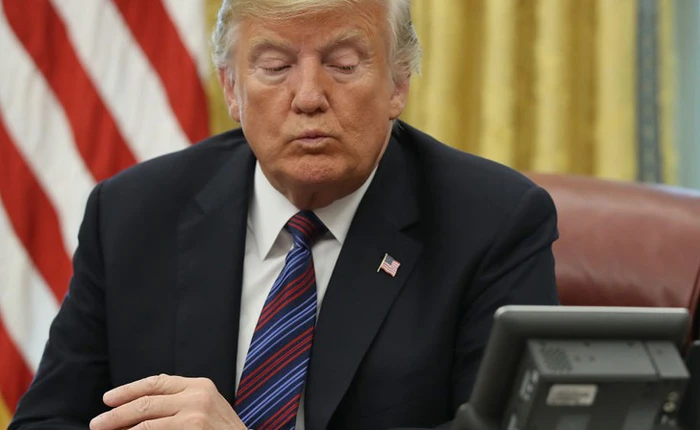 Hệ thống SS7 là gì và tại sao nó lại có thể bị lợi dụng để nghe trộm iPhone của Tổng thống Mỹ Donald Trump?