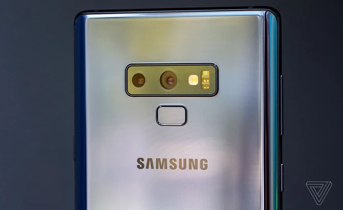 Báo cáo mới tiết lộ nhiều chi tiết về Galaxy S10 cùng smartphone màn hình gập của Samsung
