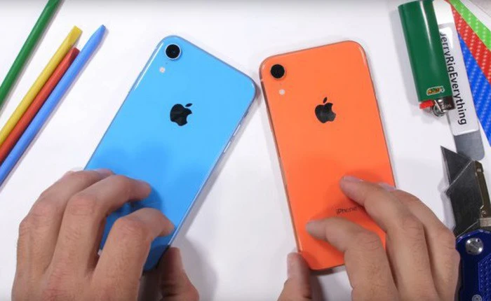 “Tra tấn” iPhone XR, độ bền tương đương với iPhone Xs