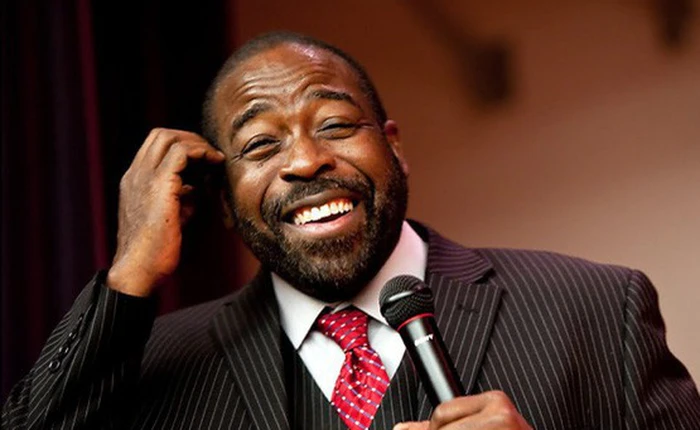 Bị bố mẹ bỏ rơi, bị cho là thiểu năng trí tuệ, không học ĐH, người đàn ông này trở thành niềm cảm hứng của nước Mỹ!