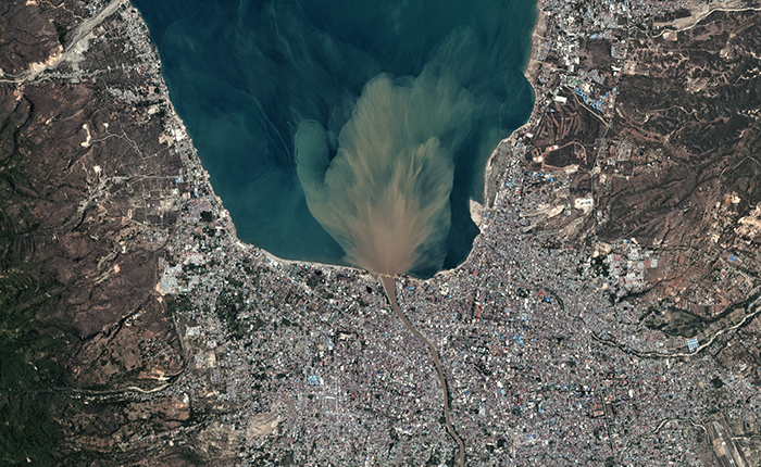 Sau Apple, tới lượt Facebook quyên góp 1 triệu USD cho công tác cứu trợ thảm họa động đất, sóng thần ở Indonesia