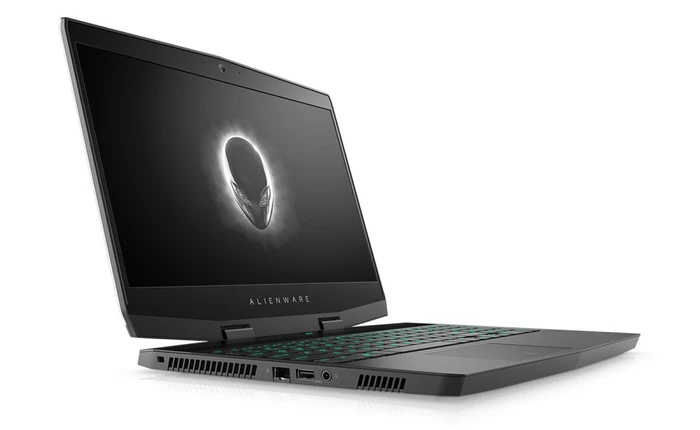 Alienware ra mắt m15: Laptop chơi game mỏng nhẹ đầu tiên của mình, cấu hình mạnh mẽ, giá bán từ 1.299 USD