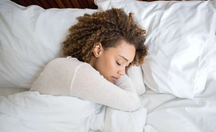 Mẹo nhỏ đơn giản giúp bạn ngủ ngon hơn mỗi tối, ai cũng có thể làm được