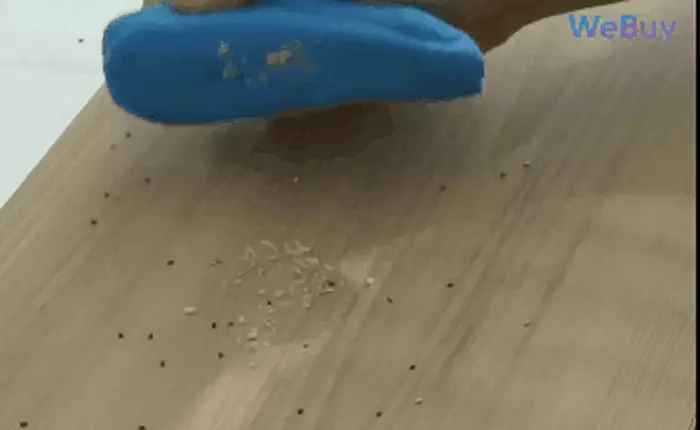 Cục đất giải cứu hội lười dọn dẹp: chạm là dính, hút sạch bụi bẩn cả thế gian