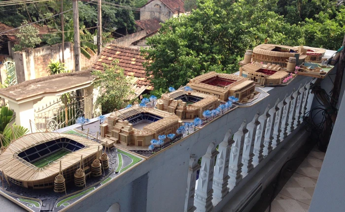 Khi đam mê của bạn là ngồi xỉa răng xem bóng đá thì những sân vận động tăm tre đẹp mỹ mãn này là kết quả