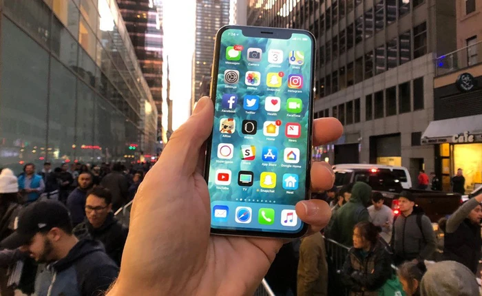 iPhone 2018 sẽ chậm hơn vì sử dụng modem LTE của Intel?