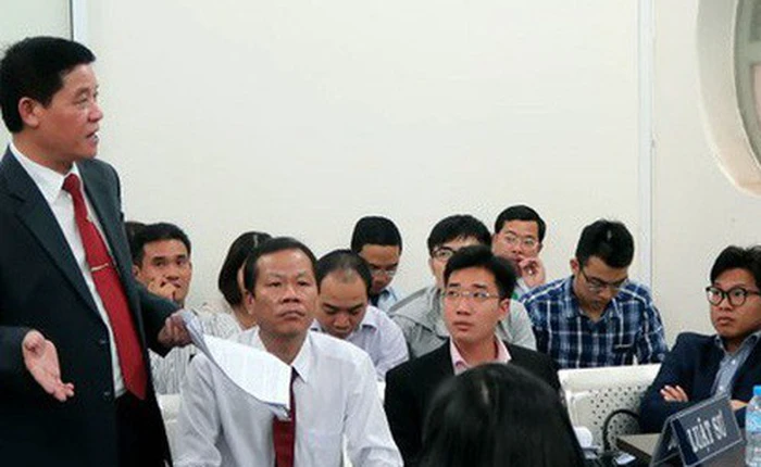 Vinasun kiện đòi bồi thường 41 tỉ, Grab Taxi "phản pháo"